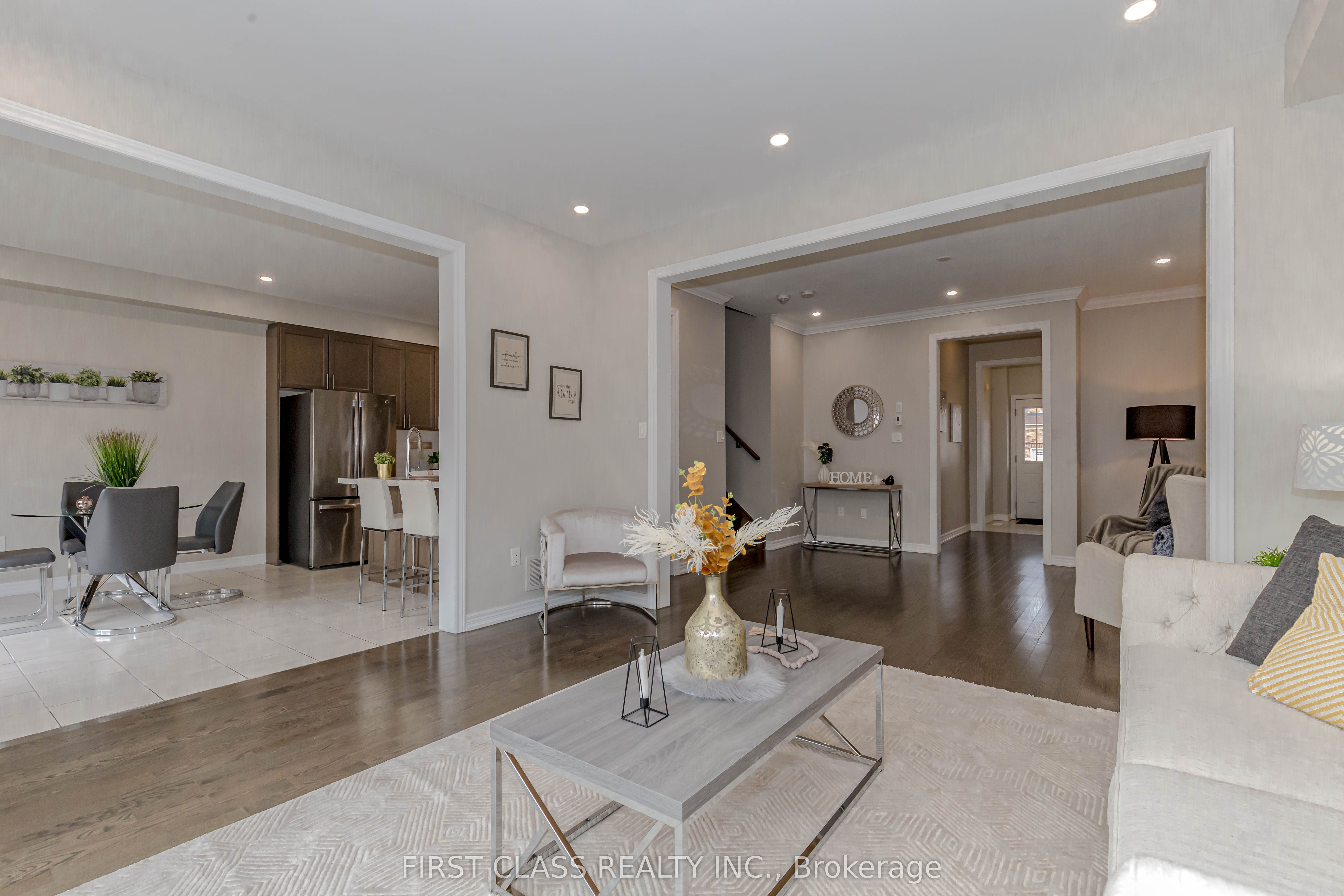 24 Weatherall Avenue Property Photo 14