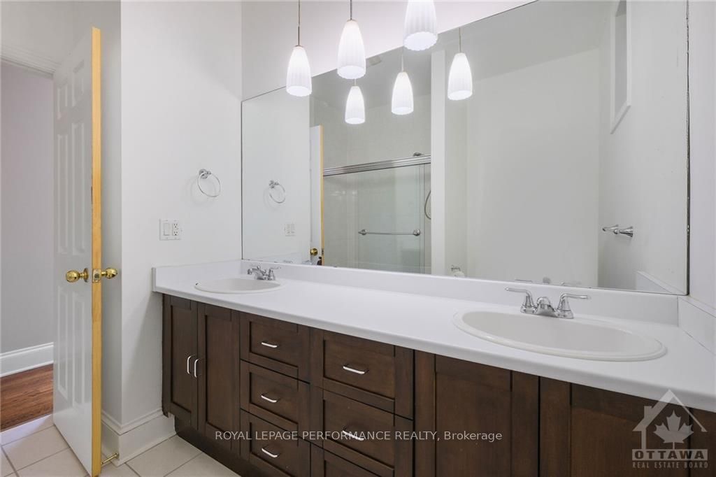 123 York Street Property Photo 10