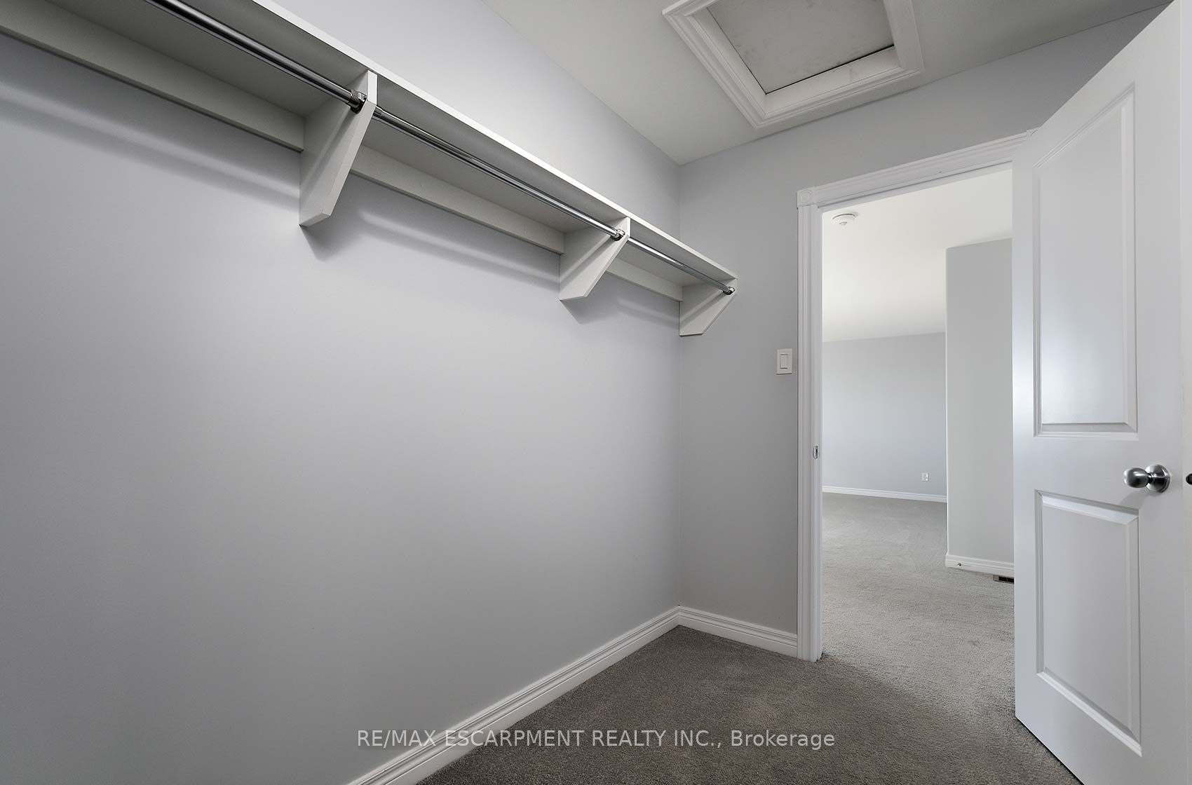 901 Bamford Terrace Property Photo 19