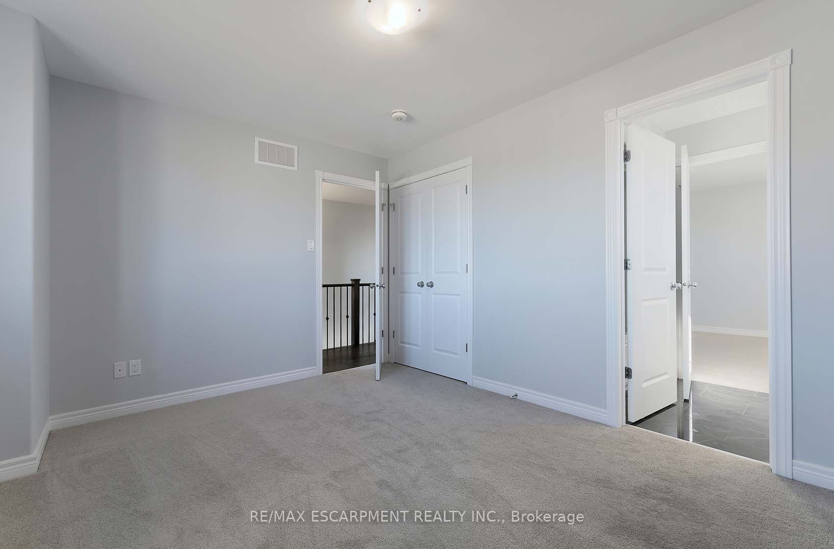 901 Bamford Terrace Property Photo 24