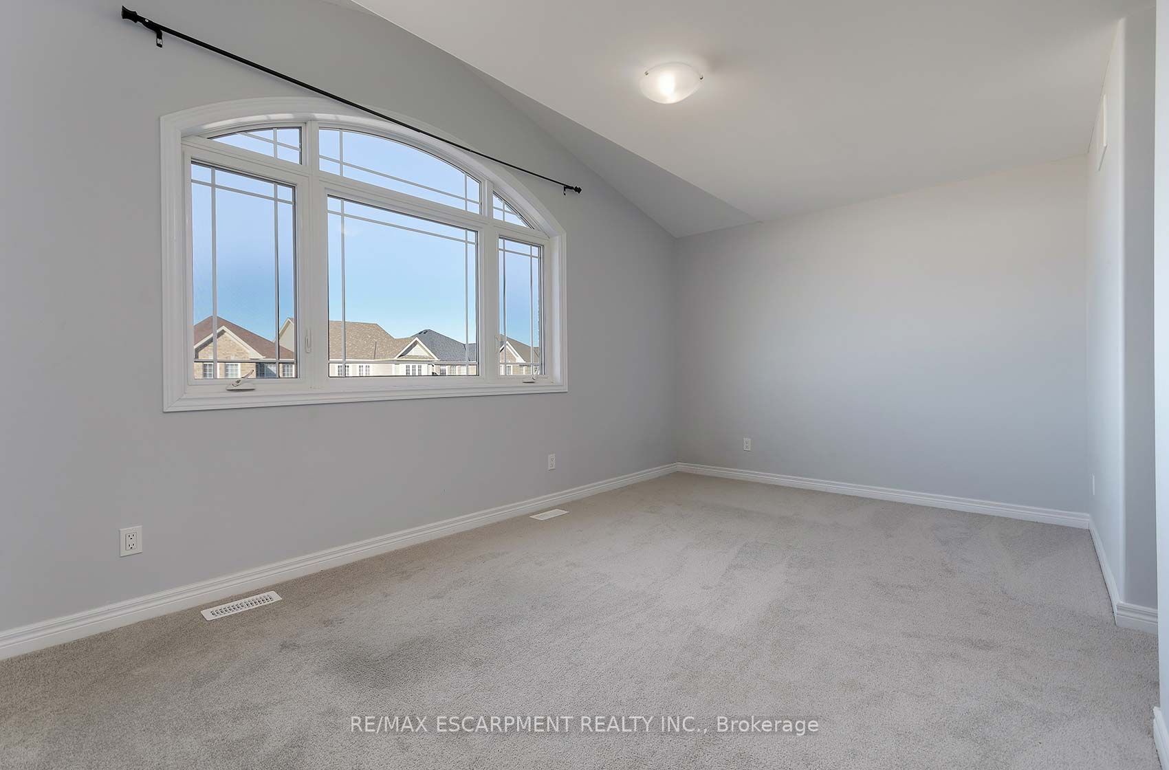 901 Bamford Terrace Property Photo 27