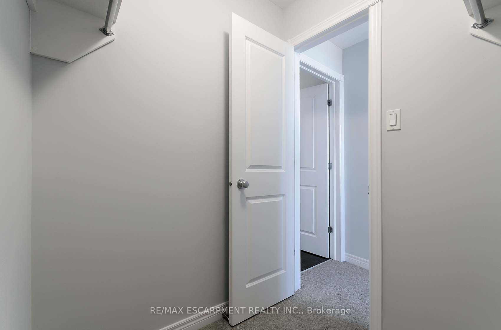 901 Bamford Terrace Property Photo 29