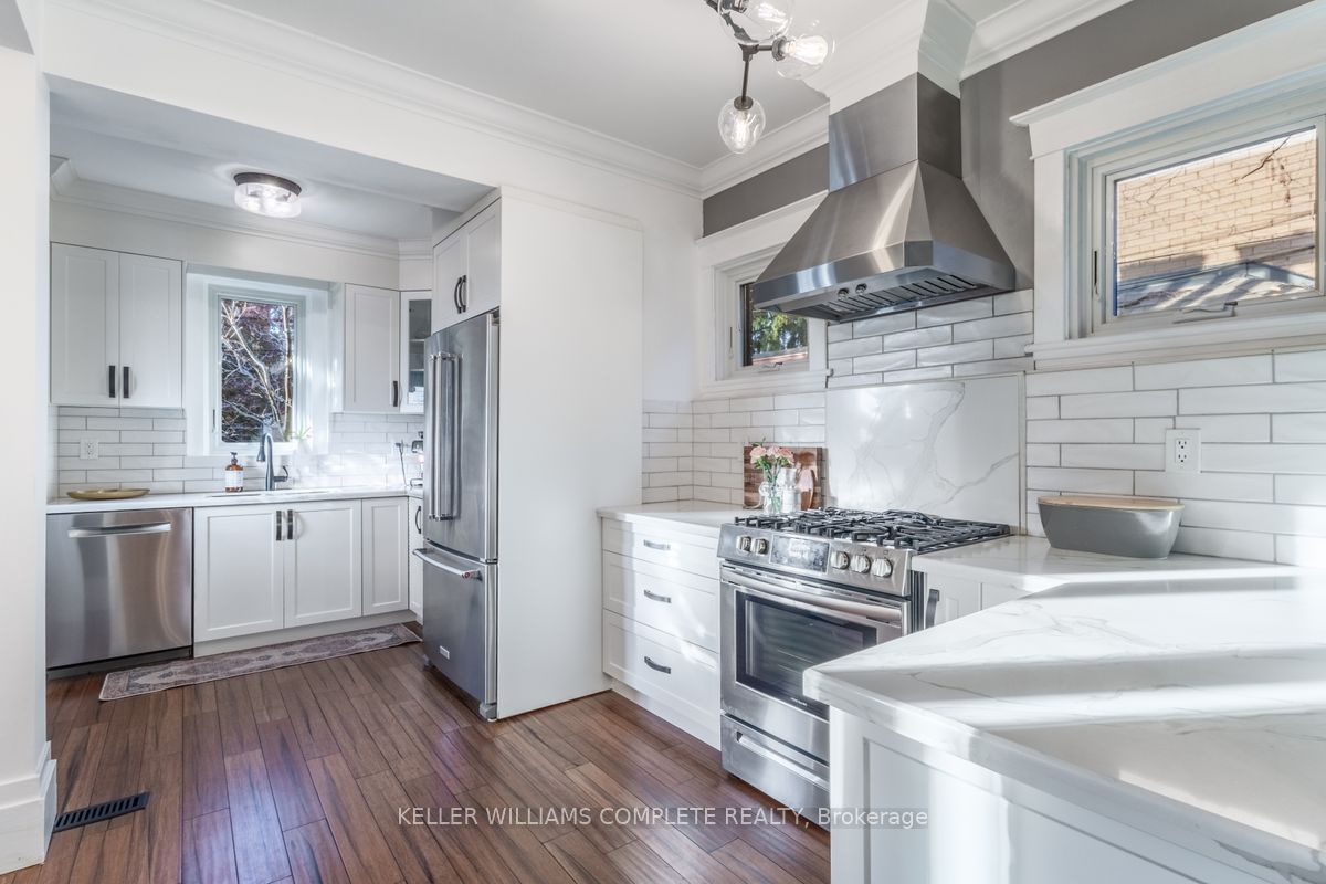 86 Eastbourne Avenue Property Photo 15
