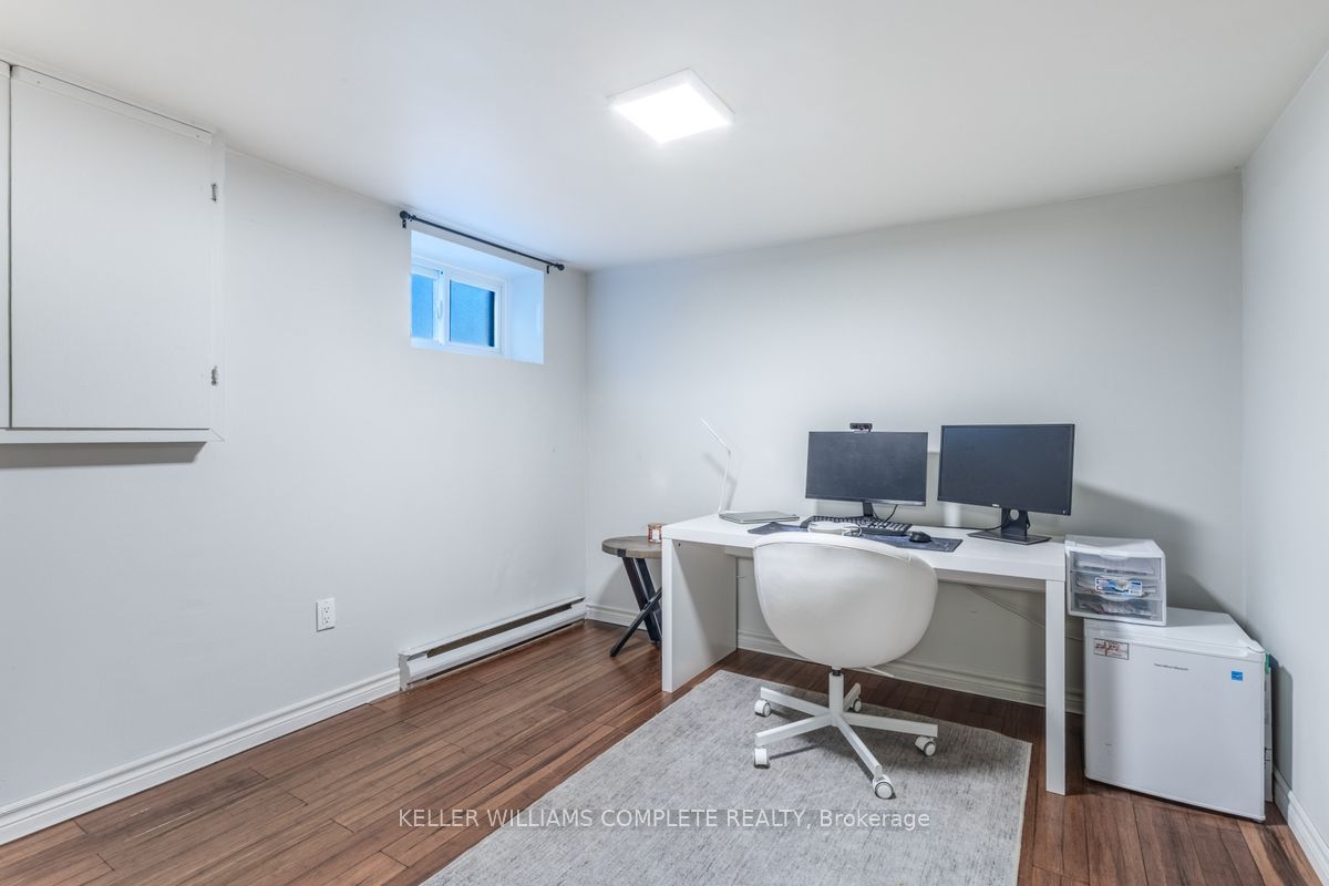 86 Eastbourne Avenue Property Photo 29