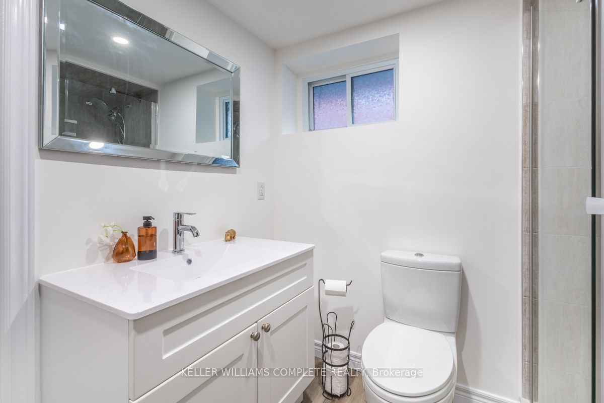 86 Eastbourne Avenue Property Photo 31