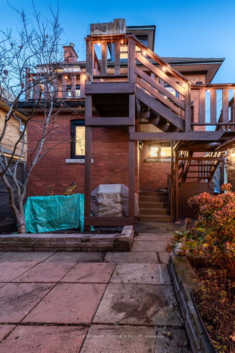 86 Eastbourne Avenue Property Photo 38
