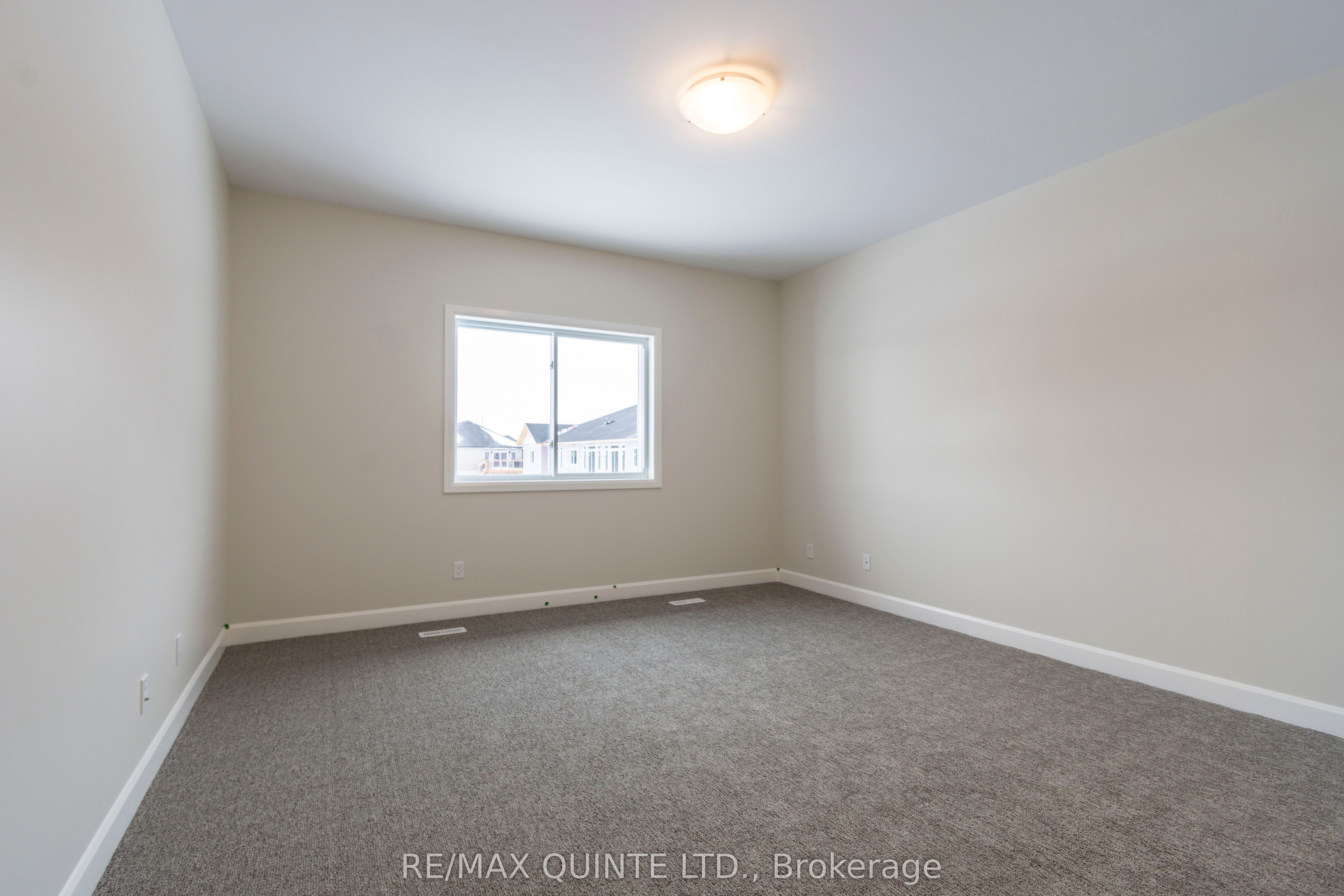 6 Vaughn Court Property Photo 14