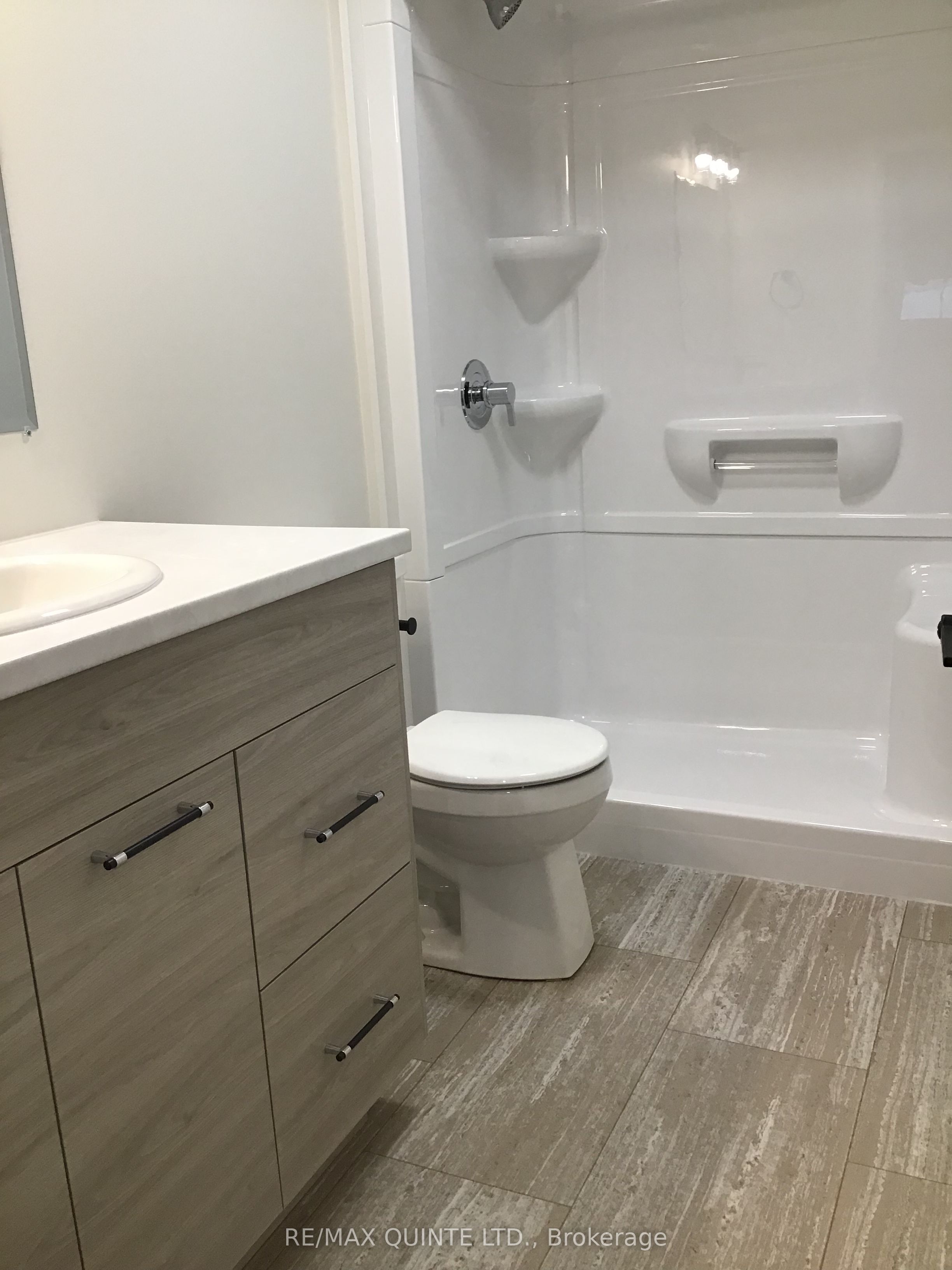 6 Vaughn Court Property Photo 20