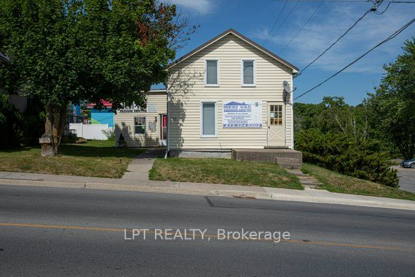 59 Centre Street Property Photo 4