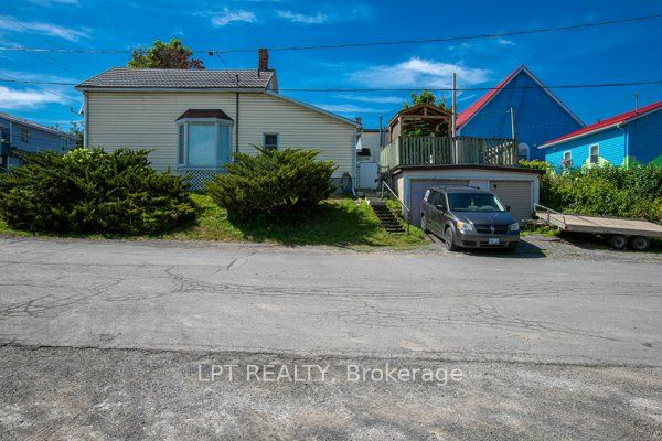 59 Centre Street Property Photo 6