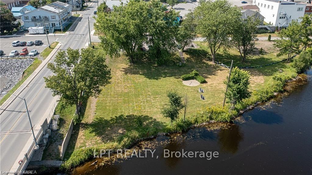 59 Centre Street Property Photo 33