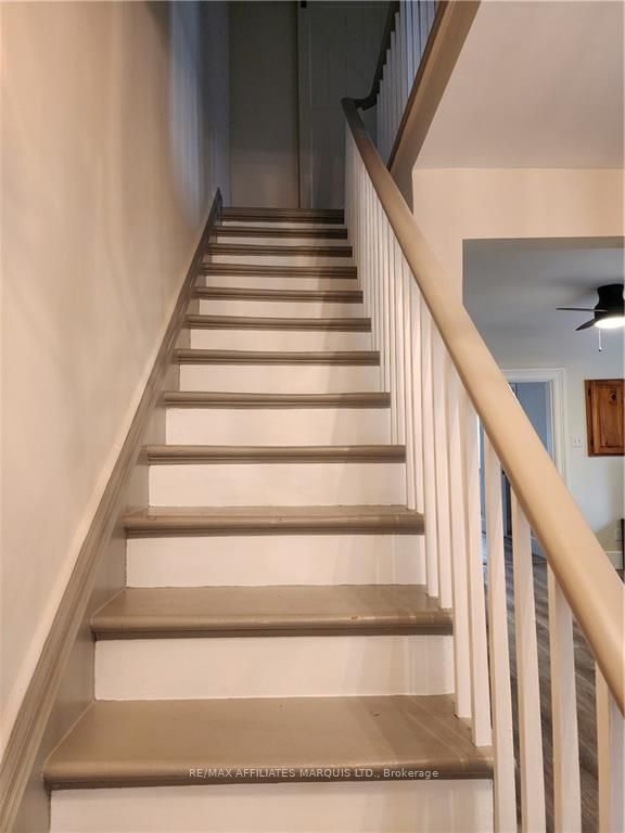 14 Oak Street Property Photo 15