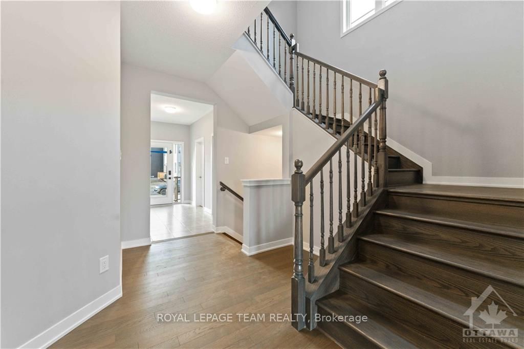 667 Fenwick Way Property Photo 3