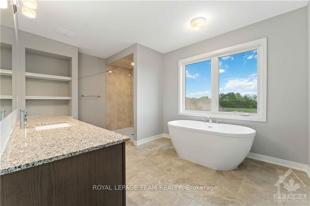 667 Fenwick Way Property Photo 14