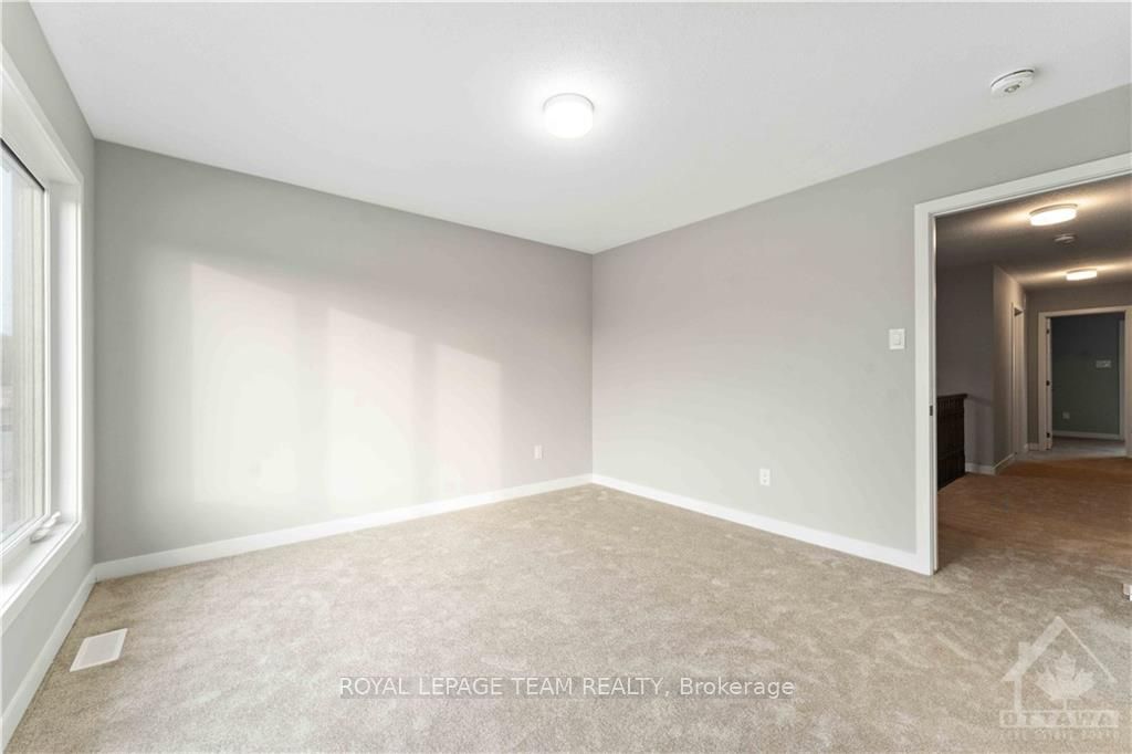 667 Fenwick Way Property Photo 21