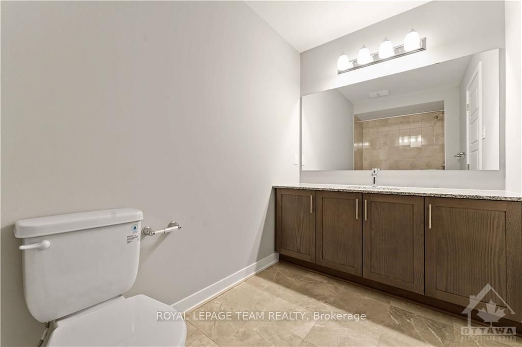 667 Fenwick Way Property Photo 23
