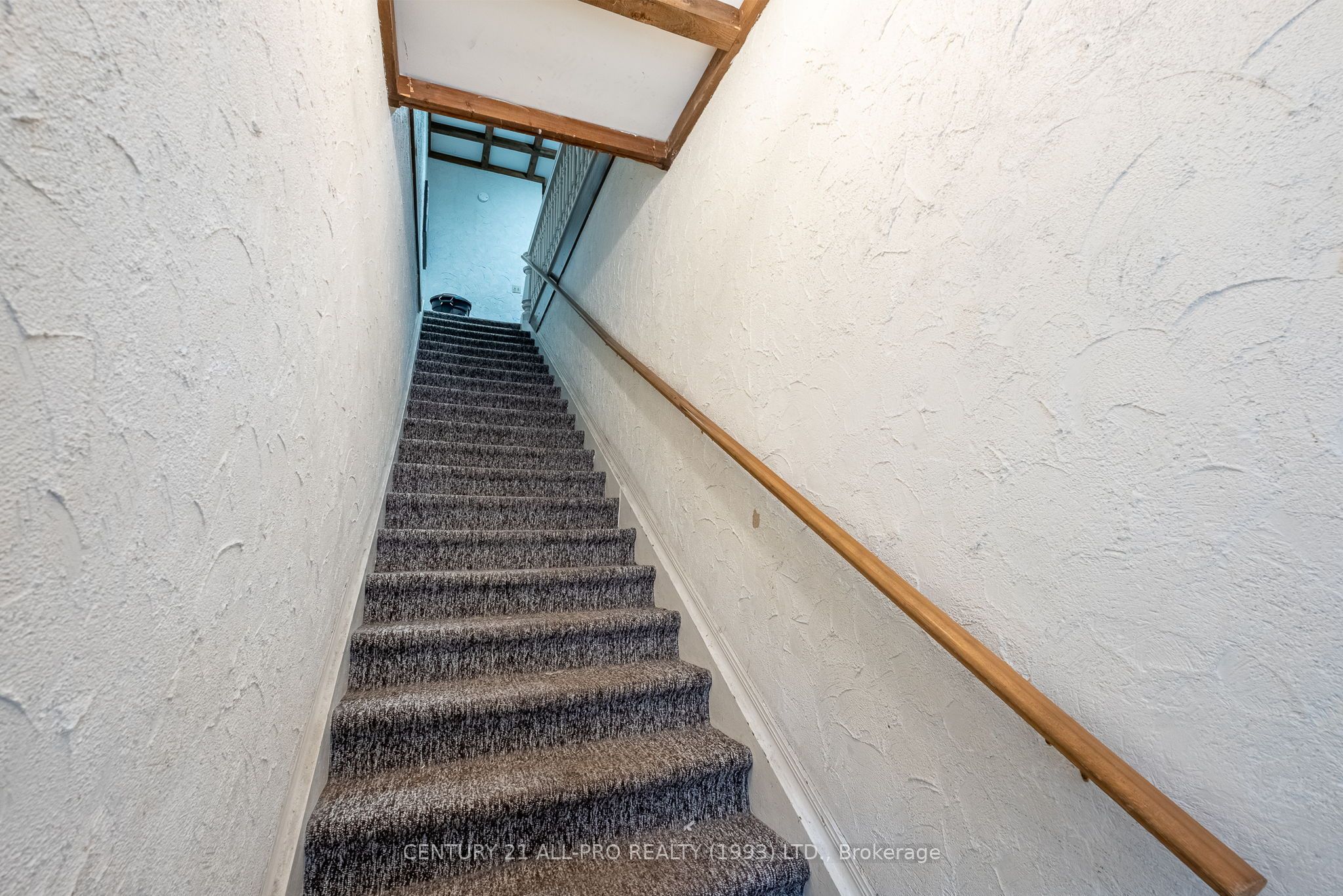 39 King Street Property Photo 25
