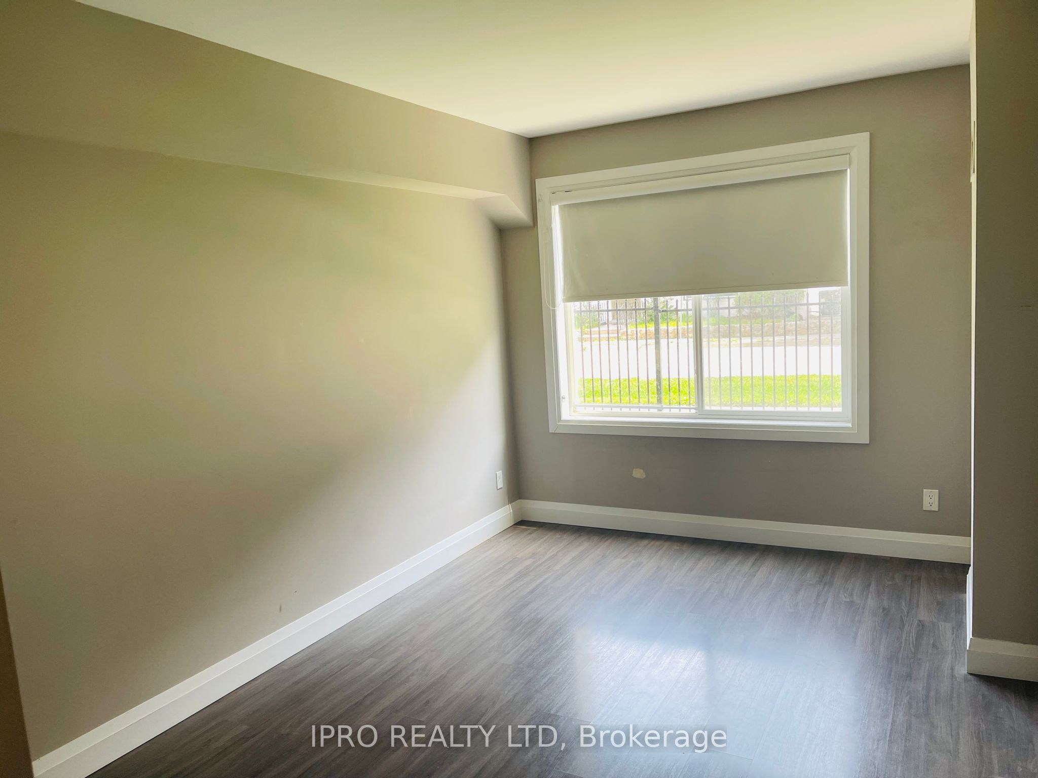 8 Harris St Property Photo 9