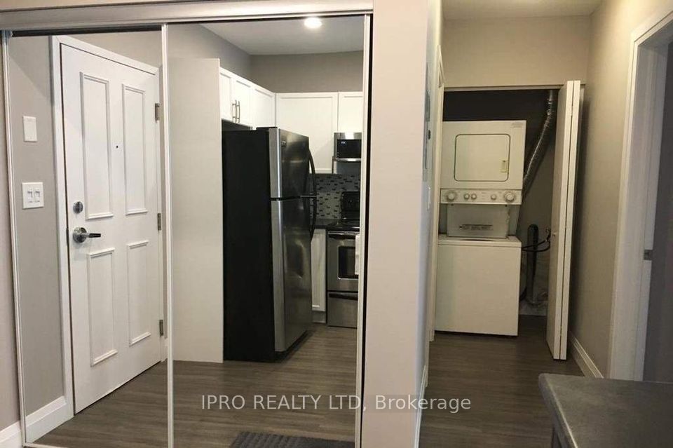 8 Harris St Property Photo 10