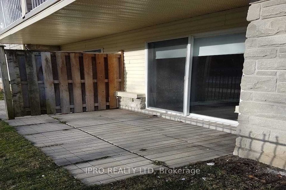 8 Harris St Property Photo 14