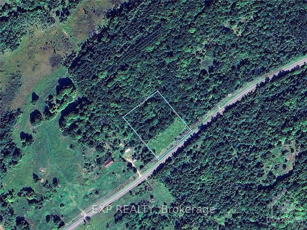 752 Bennett Lake Road Property Photo 2