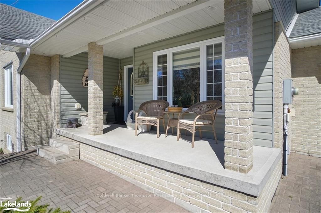 109 Queen Street Property Photo 38
