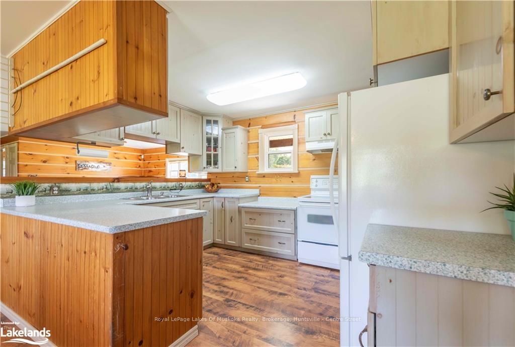 214 North Lancelot Road Property Photo 4