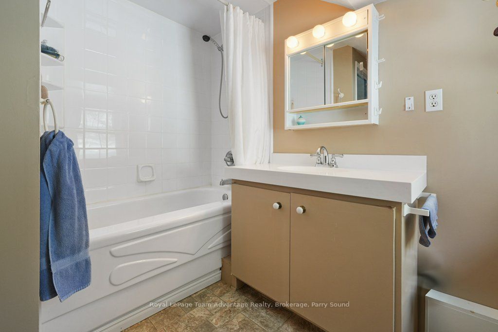 27 Burnside Bridge Road Property Photo 30