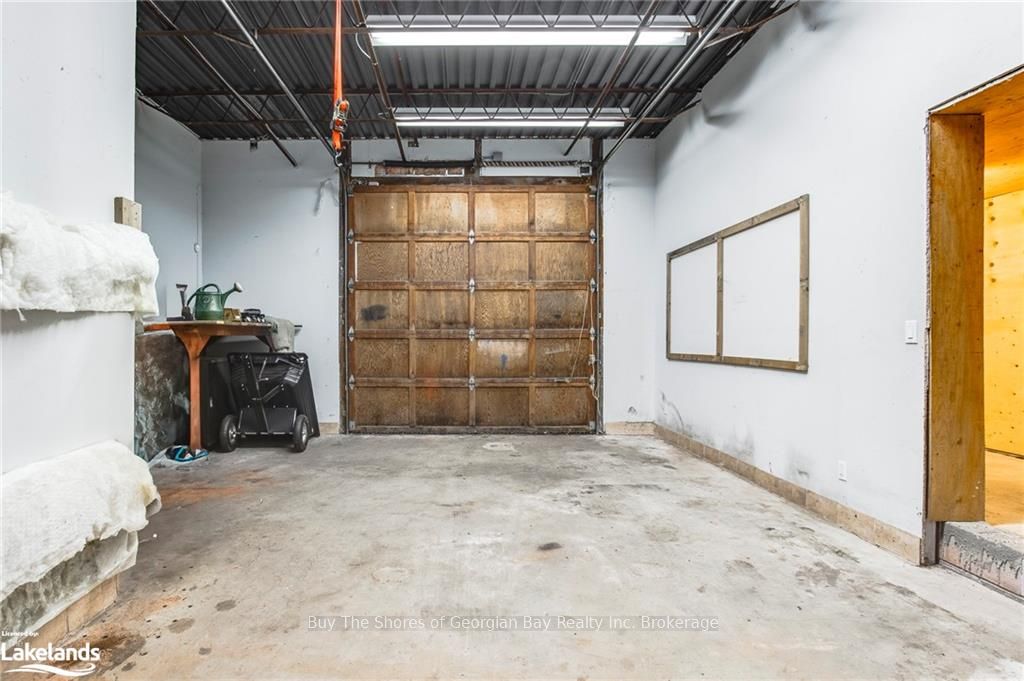 2512 Honey Harbour Road Property Photo 41