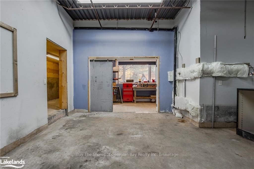 2512 Honey Harbour Road Property Photo 42