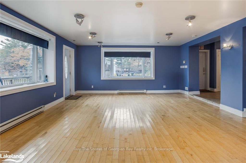 2512 Honey Harbour Road Property Photo 46