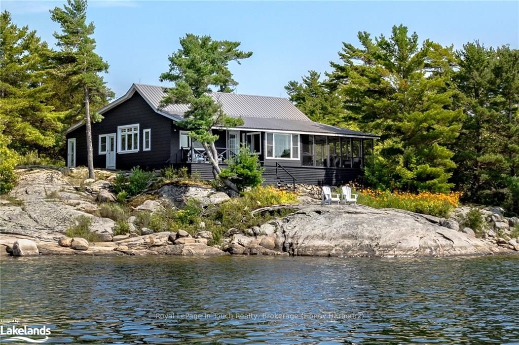 3584 Island 3420 Property Photo 4