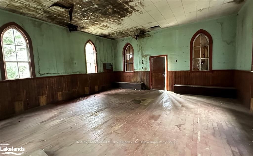 1 Ahmic Street Property Photo 8
