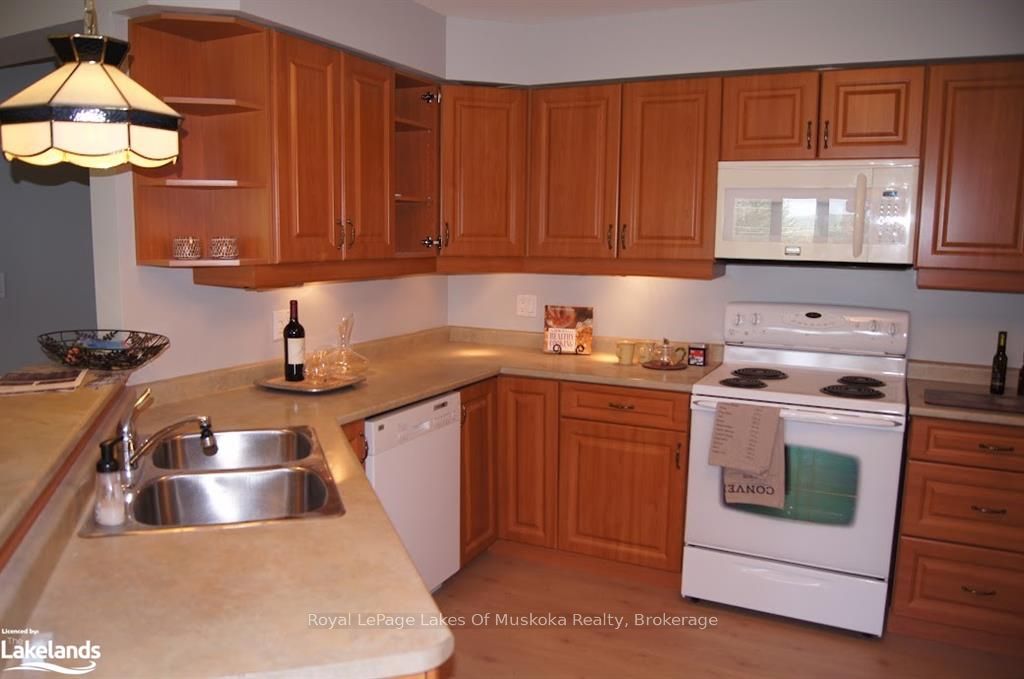 #301 - 24 Dairy Lane Property Photo 18