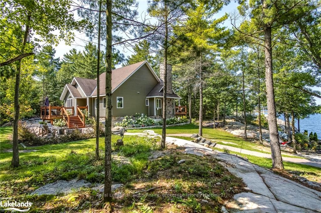 100 630 Georgian Bay Property Photo 2