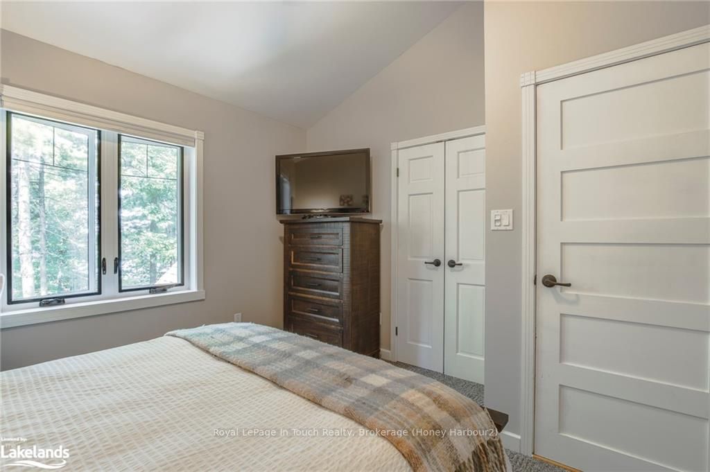 100 630 Georgian Bay Property Photo 28