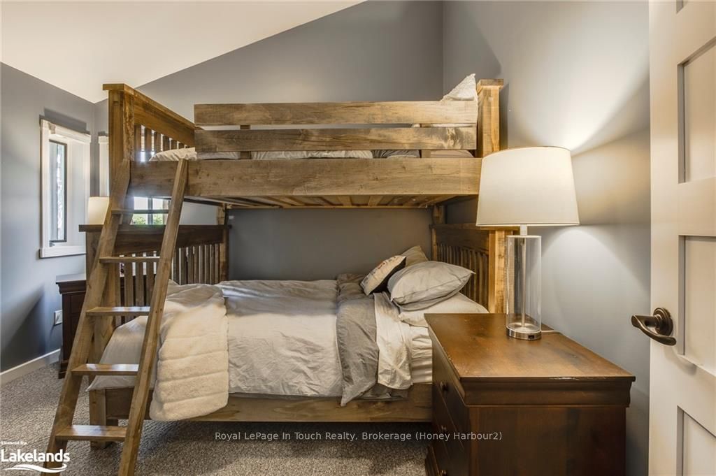 100 630 Georgian Bay Property Photo 29