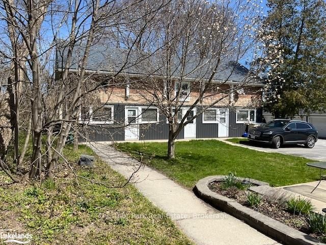 36 Trowbridge Street Property Photo 7
