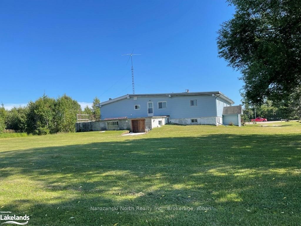 2855 Hwy 64 Property Photo 5