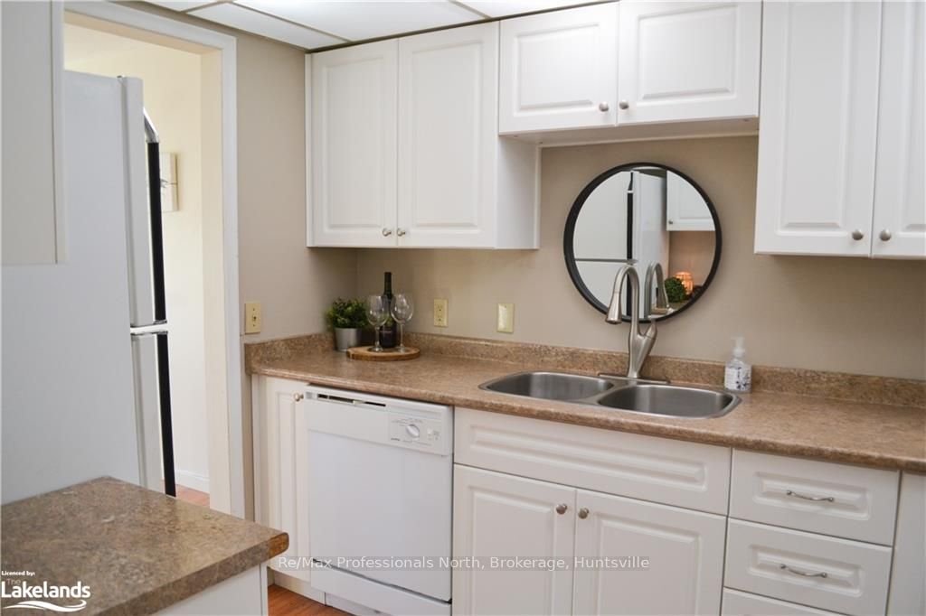 #22 - 26 Herman Avenue Property Photo 2