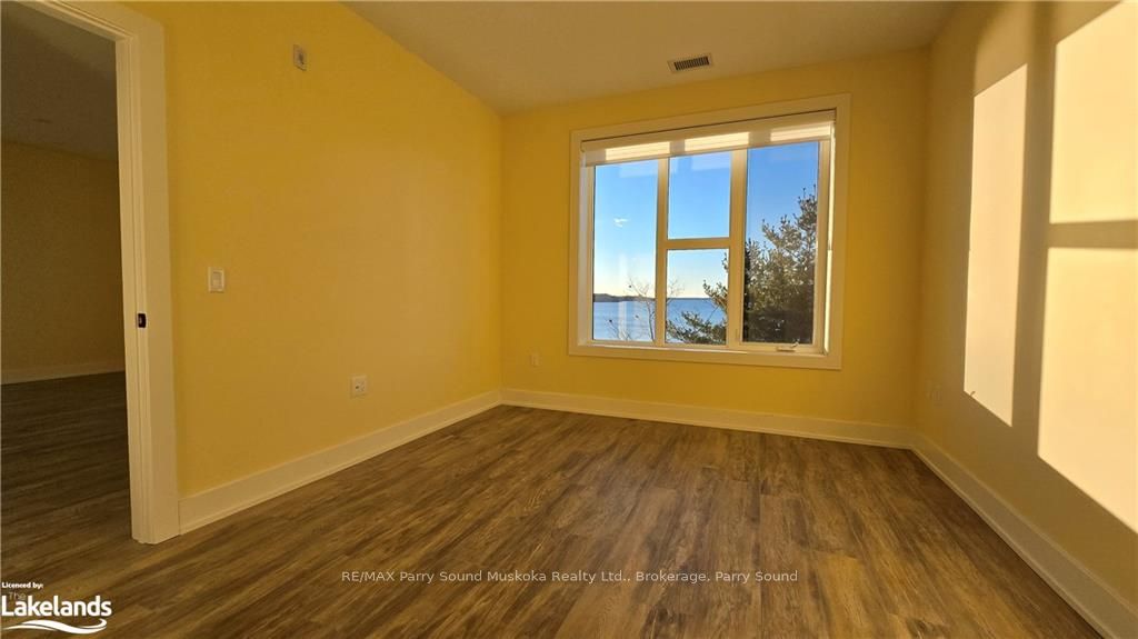 #209 - 20 Salt Dock Road Property Photo 10