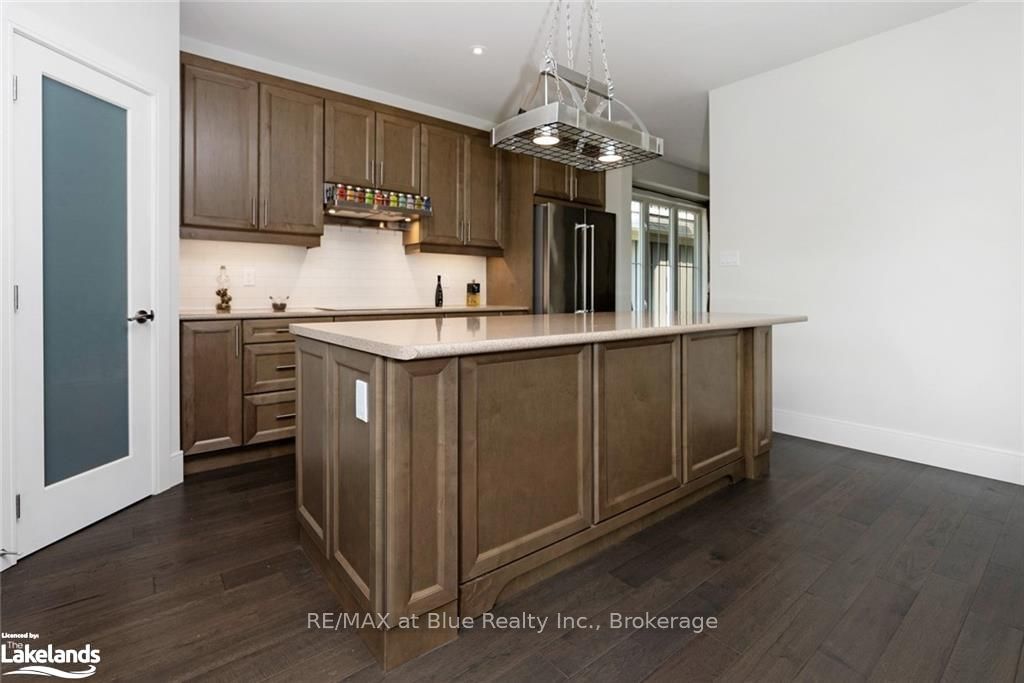 364 Yellow Birch Crescent Property Photo 42