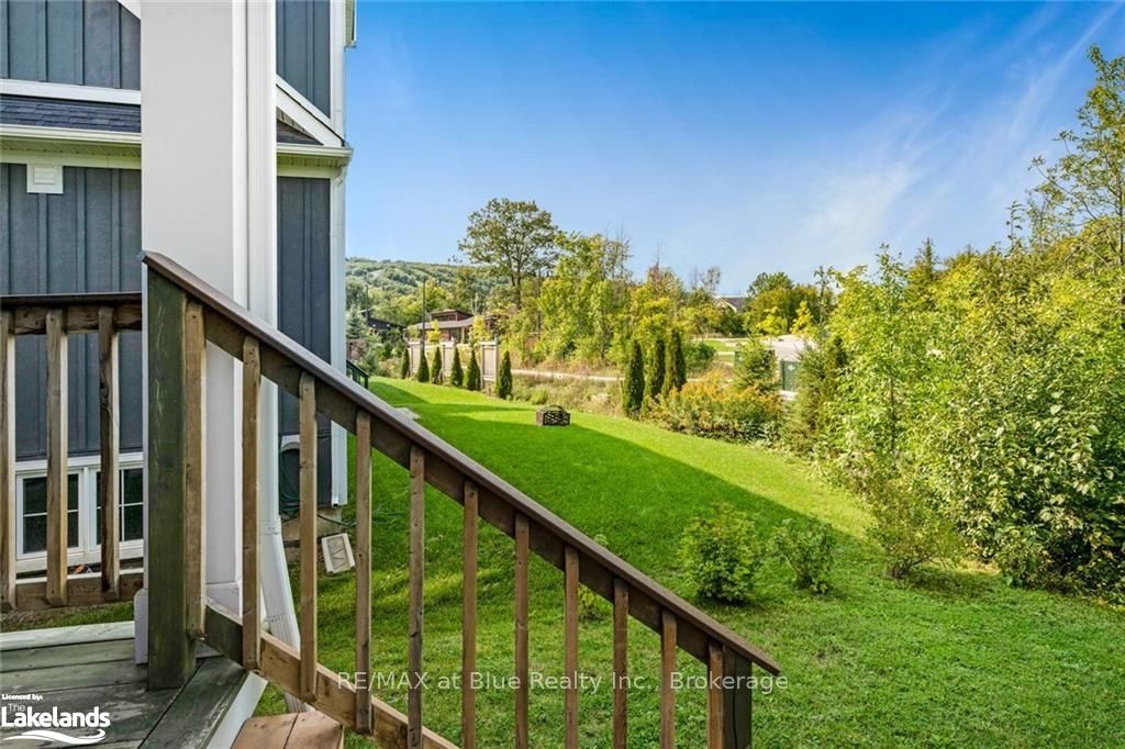 364 Yellow Birch Crescent Property Photo 45