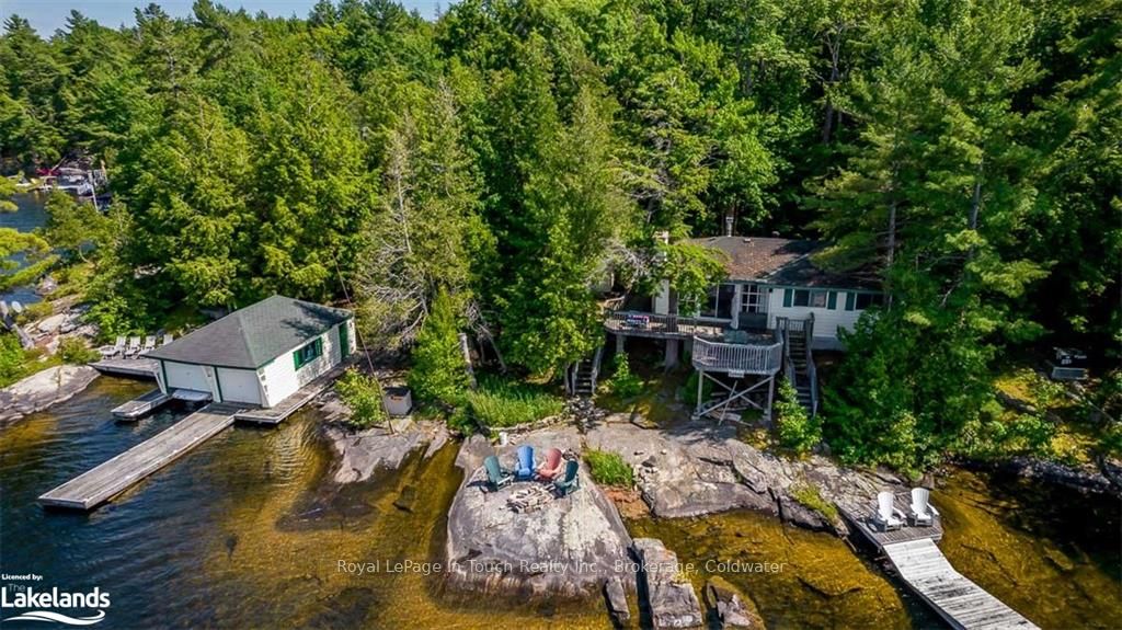 2 Island 270 Property Photo 1