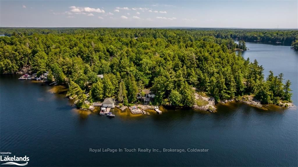 2 Island 270 Property Photo 4