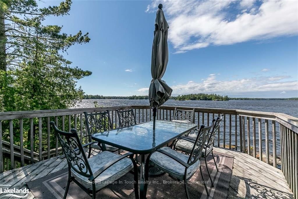 2 Island 270 Property Photo 14