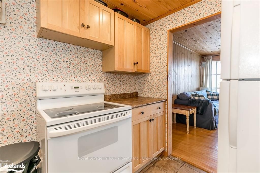 2 Island 270 Property Photo 23