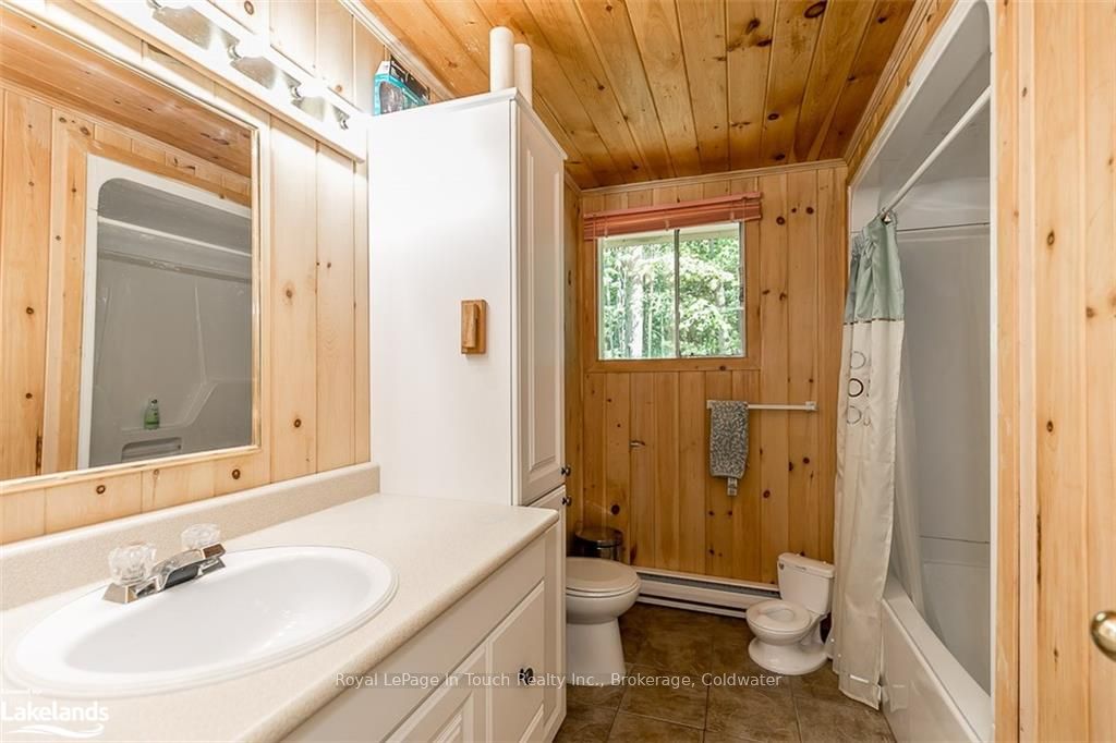 2 Island 270 Property Photo 25