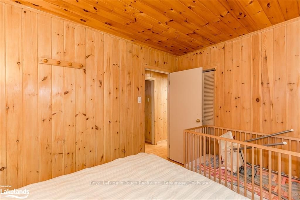 2 Island 270 Property Photo 28