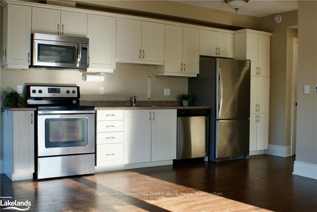 #103 - 9 Newcastle Street Property Photo 3